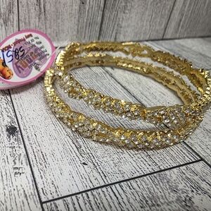 Elegant Gold  Women's Bracelet Set